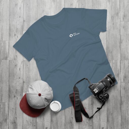 Open CryptoPay Single Jersey Men’s T-shirt (light logo) - Image 15